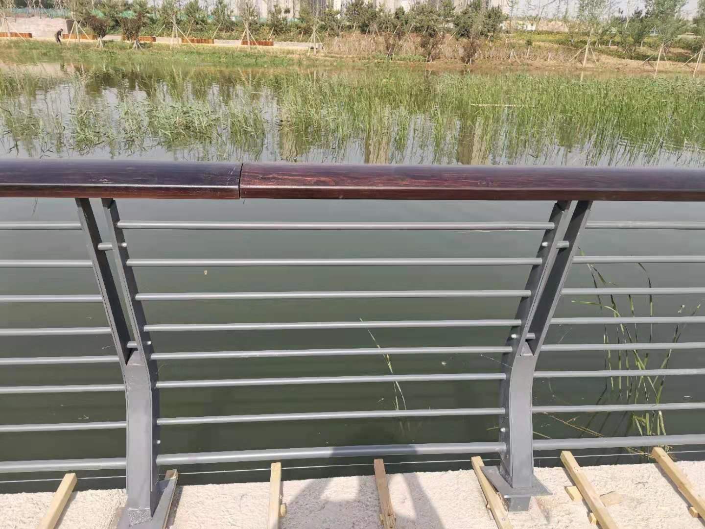 张家口市桥梁防撞护栏景观护栏 - 一站式服务